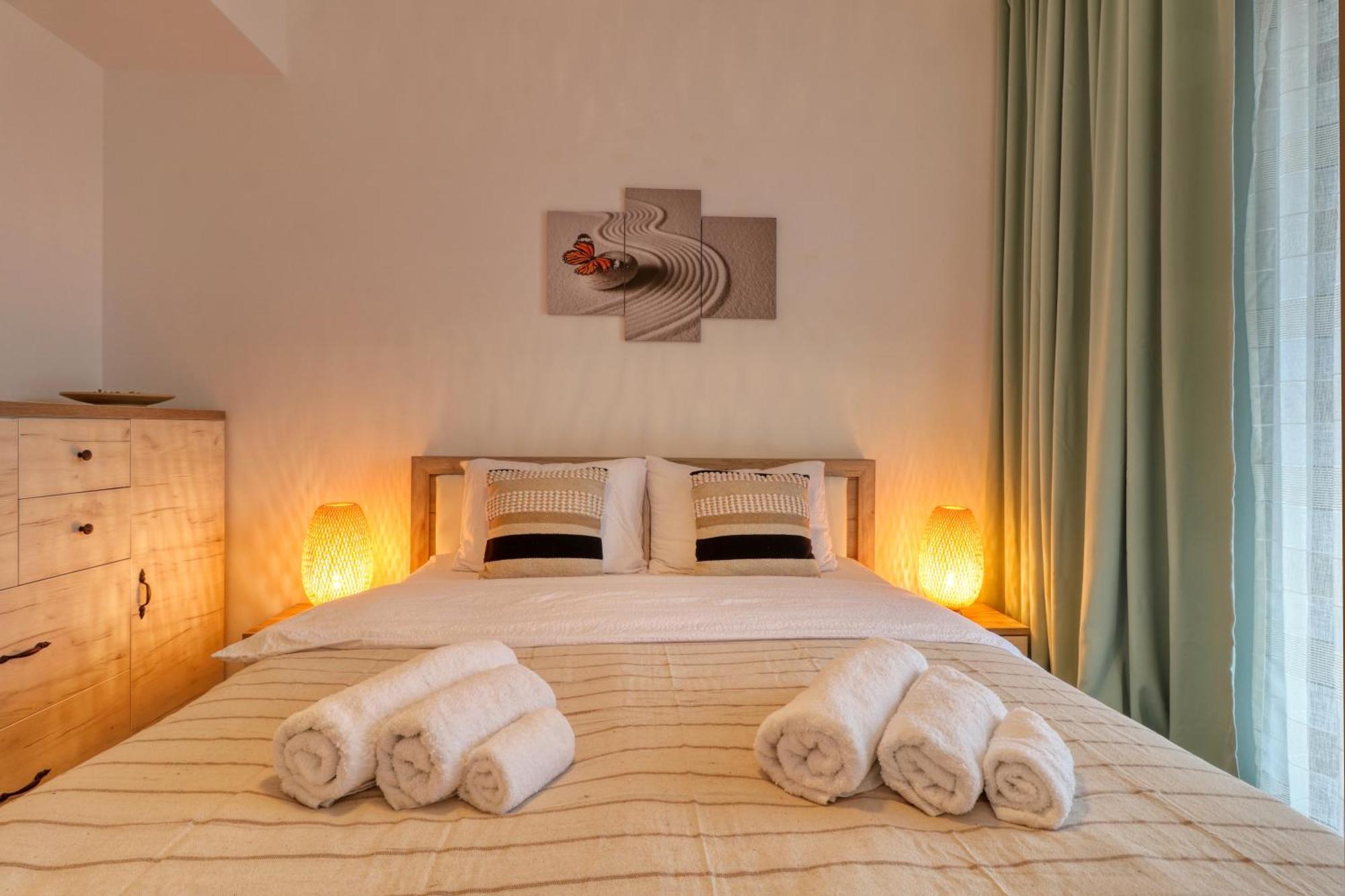 Relaxation Station - My Charming, Cosy&Inviting Apt - Smart Thermostat - Private Parking - Ior Park - Long Term Price Cuts Bucureşti Eksteriør bilde